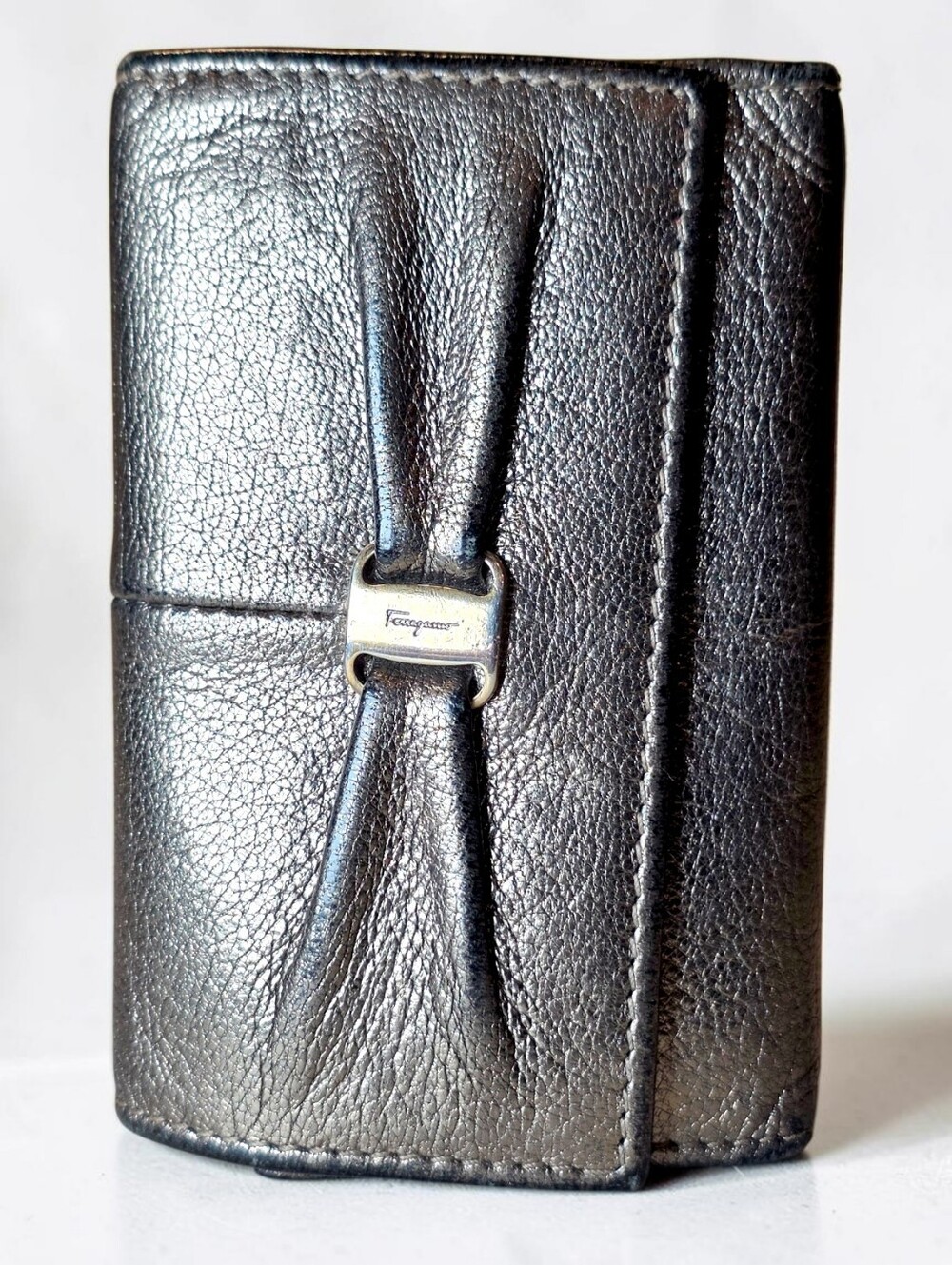 Salvatore Ferragamo Metallic Leather Key Holder Unisex